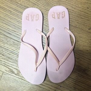 GAP Women's Pale Pink Flip Flop Sandals